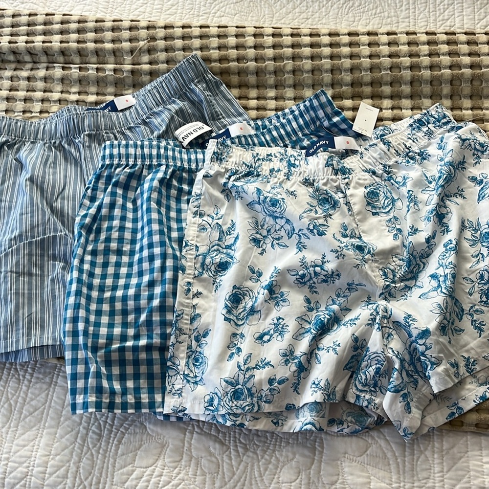 NWT | Blue and White Patterned Boxer Shorts Set